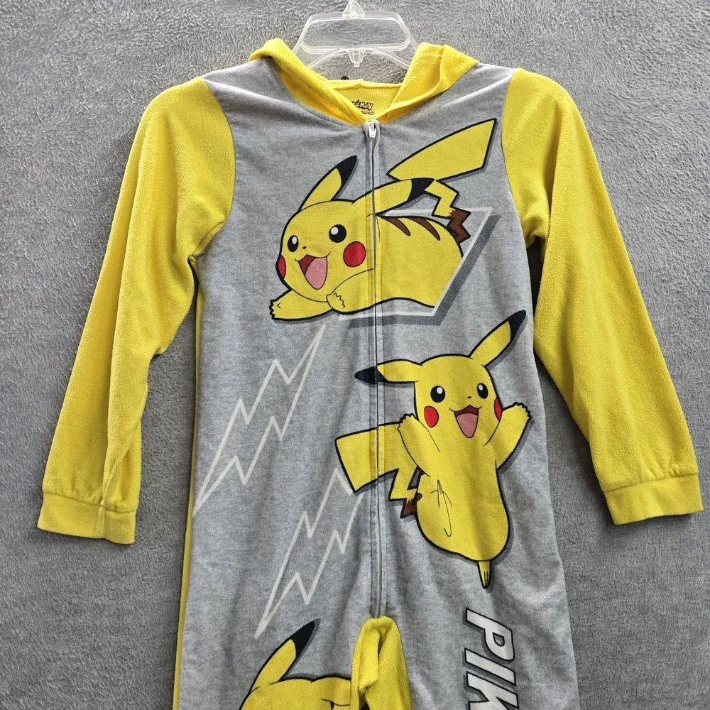 Pokemon Boys Sleepwear 10 Yellow Jumpsuit Graphic Fleece Pikachu Pokeball Pajama